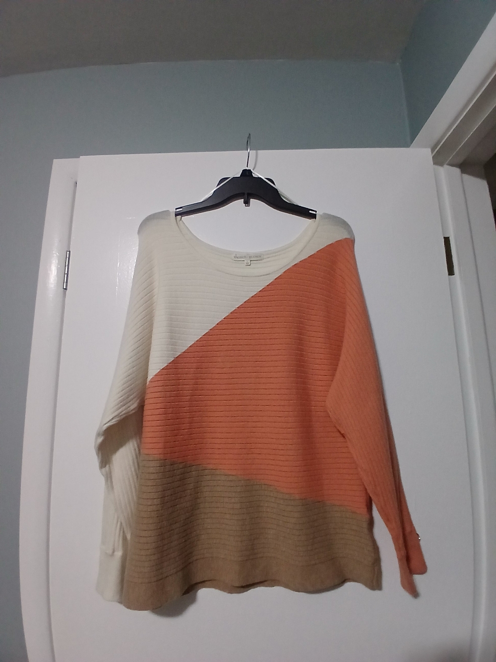 Diagonal Colorblock Ribbed Scoop Neck Sweater - Cream, Coral & Tan